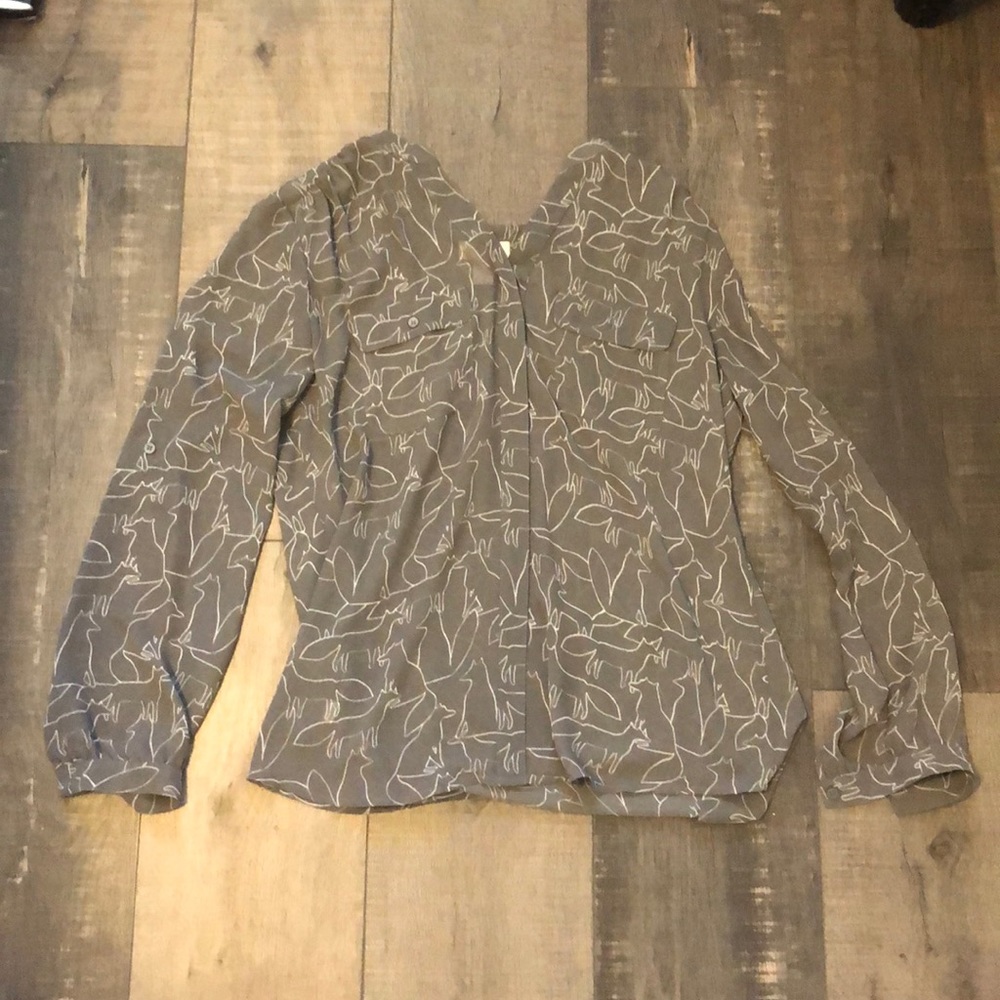 Loft Button Up Blouse!